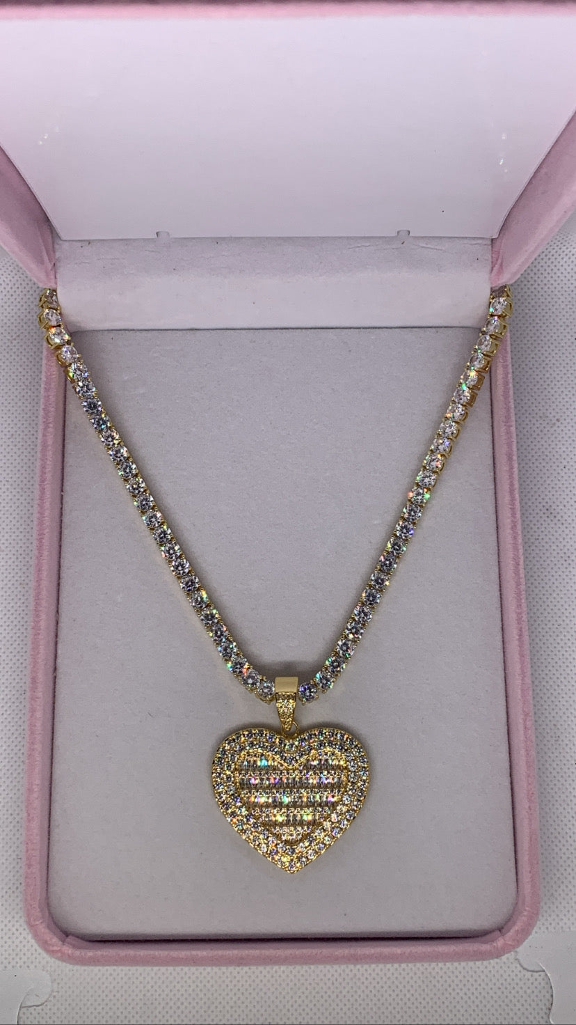 Diamond heart nacklace